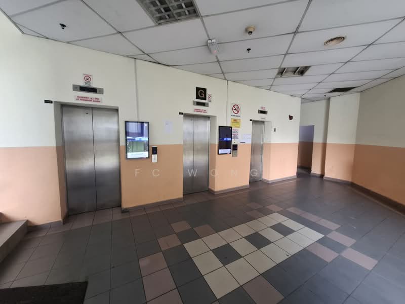 Shop for Rent in BANDAR PUCHONG JAYA (Puchong) - FC Wong - Lobby - PropertyGuru.com.my