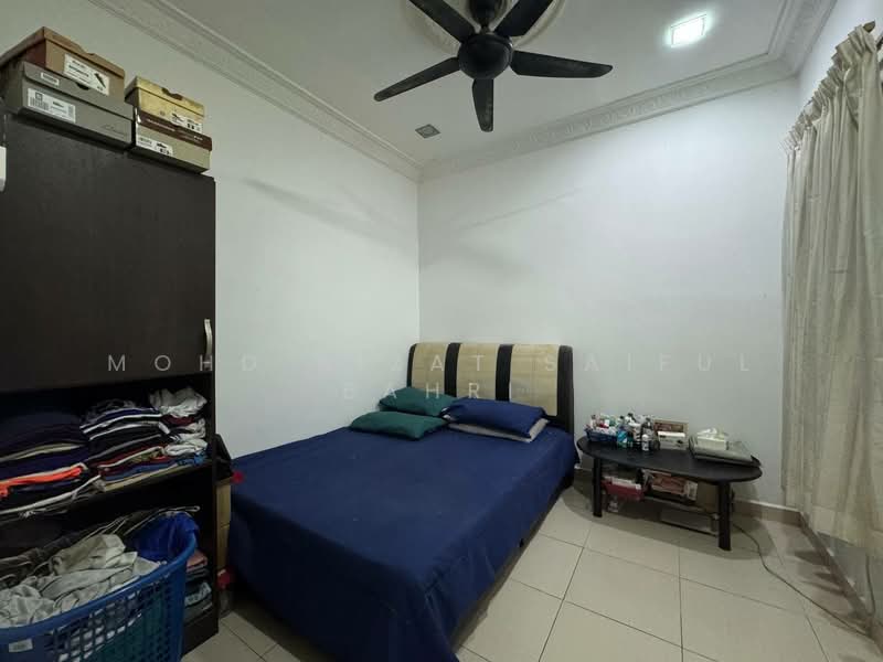 Semi-Detached House for Sale in Taman Kajang Impian (Kajang) - Mohd Aizat Saiful Bahri - Bedroom - PropertyGuru.com.my