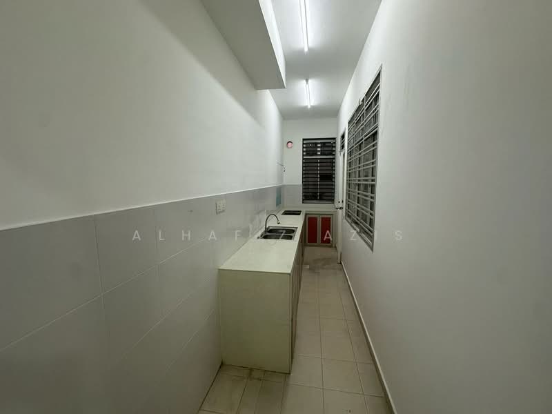 2-storey Terraced House for Sale in Setia Tropika (Johor Bahru) - ALHAFIZ AZIS - Kitchen - PropertyGuru.com.my