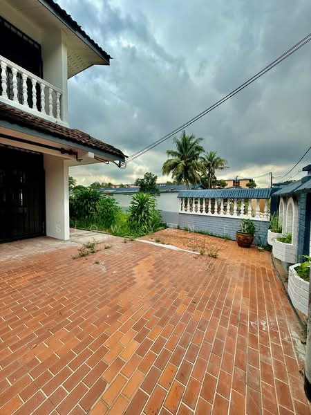 2-storey Terraced House for Sale in Taman Johor Jaya (Johor Bahru) - Siow Yan Er - Exterior - PropertyGuru.com.my
