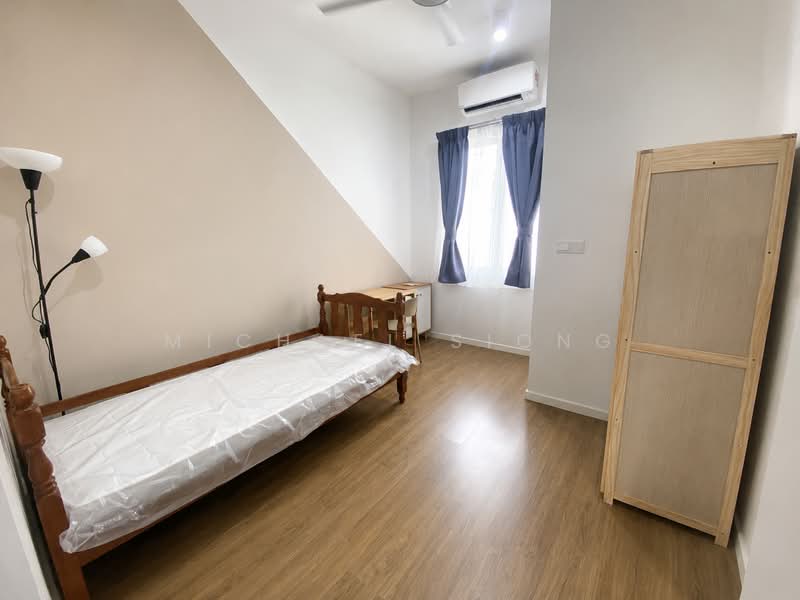 2-storey Terraced House for Rent in Bandar Gamuda Gardens (Rawang) - Michael Siong - Bedroom - PropertyGuru.com.my