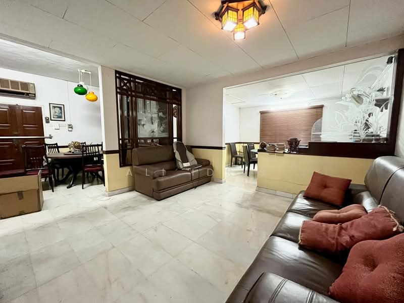 Rumah Teres 2.5 Tingkat untuk Dijual di Ukay Heights (Ampang) - Ali Idris - Living Room - PropertyGuru.com.my