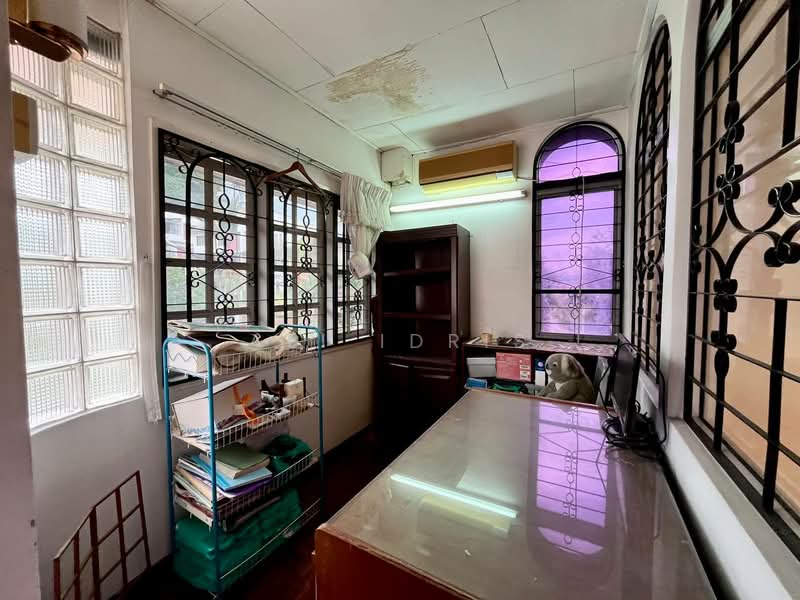Rumah Teres 2.5 Tingkat untuk Dijual di Ukay Heights (Ampang) - Ali Idris - Study - PropertyGuru.com.my