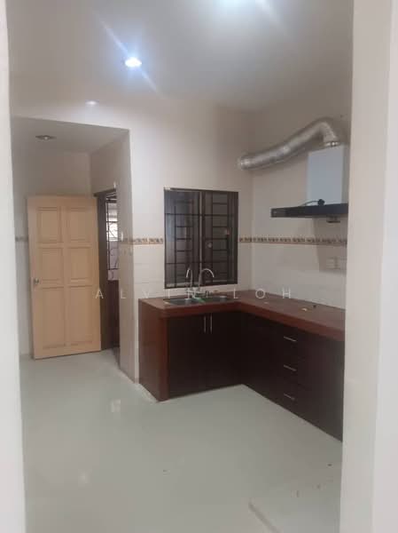 2-storey Terraced House for Sale in Bandar Mahkota Cheras (Cheras) - Alvin Loh - Kitchen - PropertyGuru.com.my