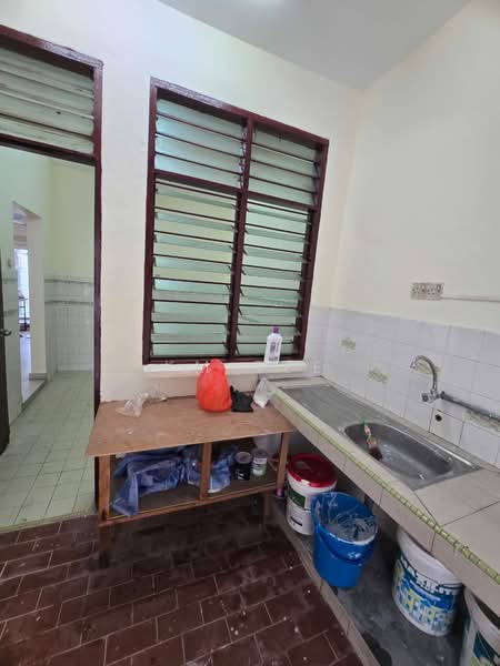2-storey Terraced House for Rent in Taman Bukit Mayang Emas (Petaling Jaya) - KM Tee - Kitchen - PropertyGuru.com.my
