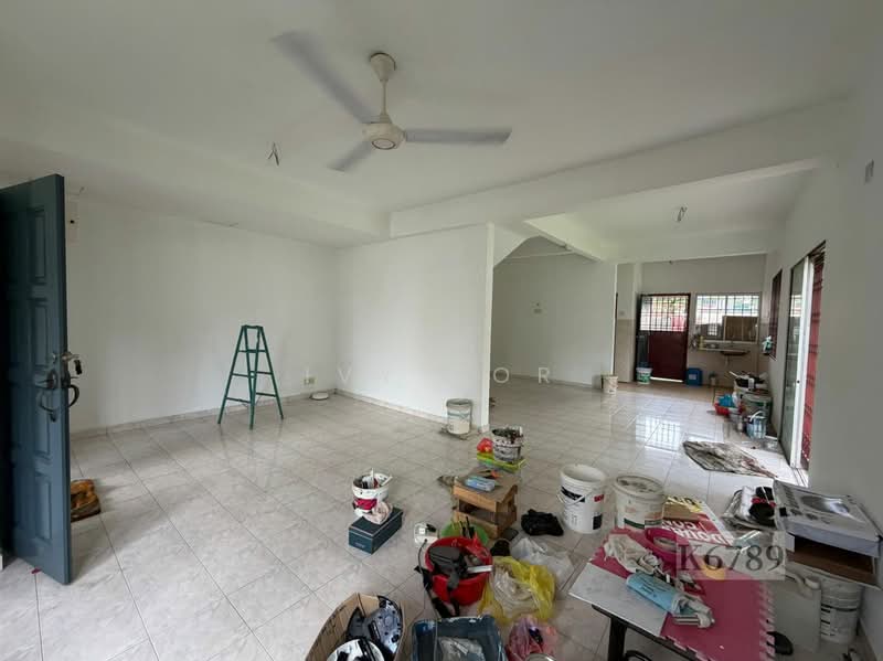 Rumah Teres 2 Tingkat untuk Dijual di Bandar Bukit Tinggi 2 (Klang) - Ivy Por - Living Room - PropertyGuru.com.my