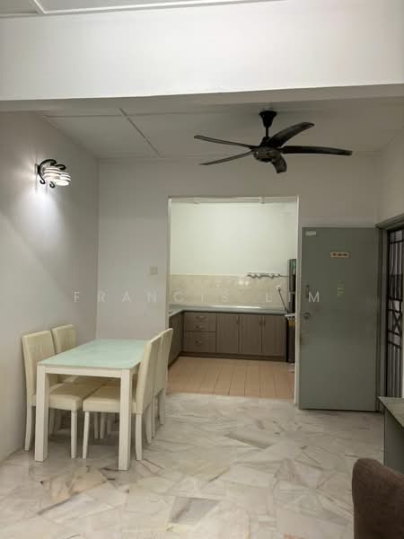 Apartment for Sale at Sri Pinang Apartment - Francis Lim - Dining Room - PropertyGuru.com.my