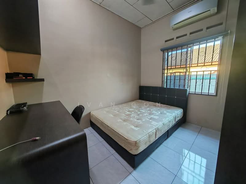 Rumah Banglo untuk Dijual di Taman Kelemak Jaya (Alor Gajah) - Ivan Goh - PropertyGuru.com.my