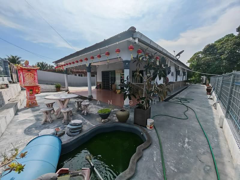 Rumah Banglo untuk Dijual di Taman Kelemak Jaya (Alor Gajah) - Ivan Goh - PropertyGuru.com.my