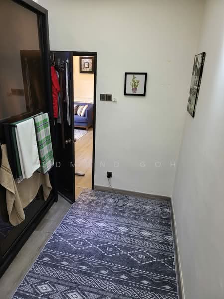 Apartment for Sale at Desa Saujana - Edmund Goh - Corridor - PropertyGuru.com.my