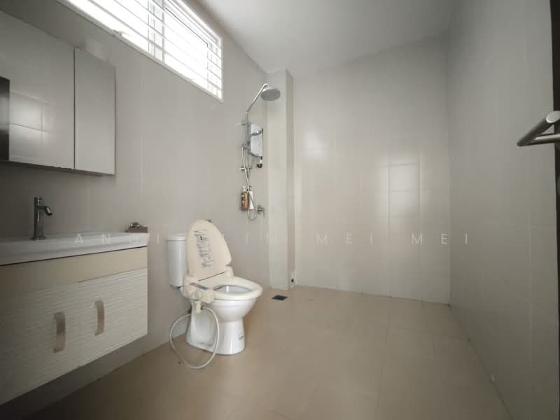 Bungalow for Rent in Ayer Keroh (Melaka) - Angie Lim Mei Mei - Bathroom - PropertyGuru.com.my