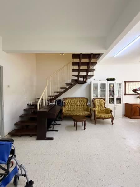2-storey Terraced House for Sale in Ulu Kelang (Selangor) - Hanif Hanz - Living Room - PropertyGuru.com.my