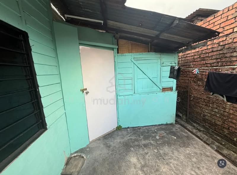 Bungalow for Sale in Kampung Simee (Ipoh) - Ainsley Thong - Exterior - PropertyGuru.com.my