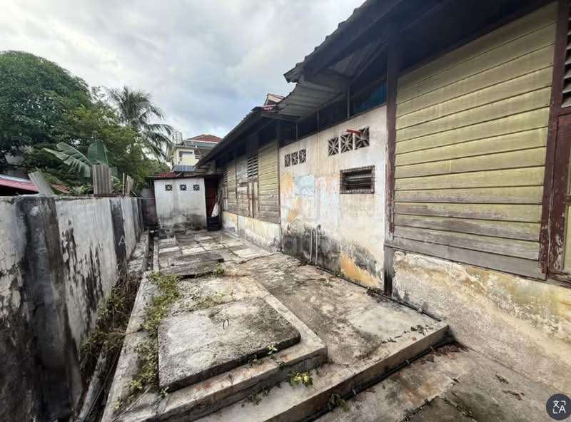 Bungalow for Sale in Kampung Simee (Ipoh) - Ainsley Thong - Exterior - PropertyGuru.com.my