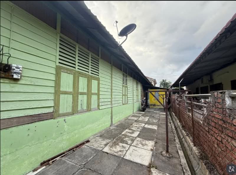 Bungalow for Sale in Kampung Simee (Ipoh) - Ainsley Thong - PropertyGuru.com.my