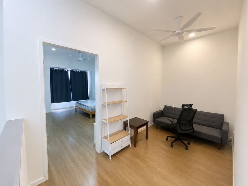 Rumah Teres 2 Tingkat untuk Disewa di Bandar Gamuda Gardens (Rawang) - Michael Siong - Living Room - PropertyGuru.com.my