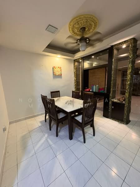 2-storey Terraced House for Rent in Kota Damansara (Selangor) - Noor Hidayah Mohamad Noor - Dining Room - PropertyGuru.com.my
