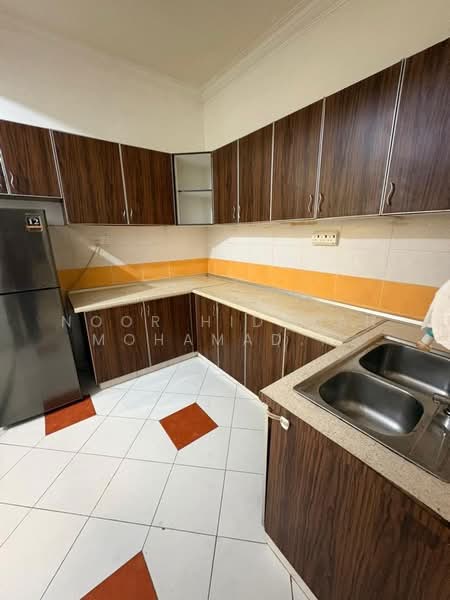 2-storey Terraced House for Rent in Kota Damansara (Selangor) - Noor Hidayah Mohamad Noor - Kitchen - PropertyGuru.com.my