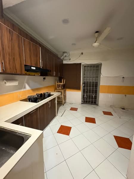 2-storey Terraced House for Rent in Kota Damansara (Selangor) - Noor Hidayah Mohamad Noor - Kitchen - PropertyGuru.com.my