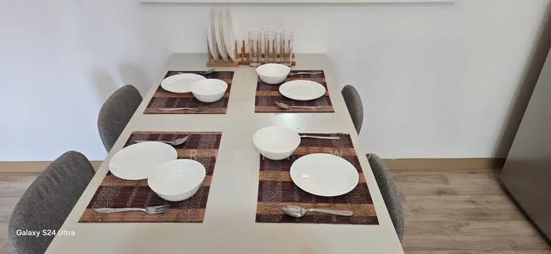 Servis Apartment untuk Disewa di Emporis - Christy Woo - Dining Room - PropertyGuru.com.my