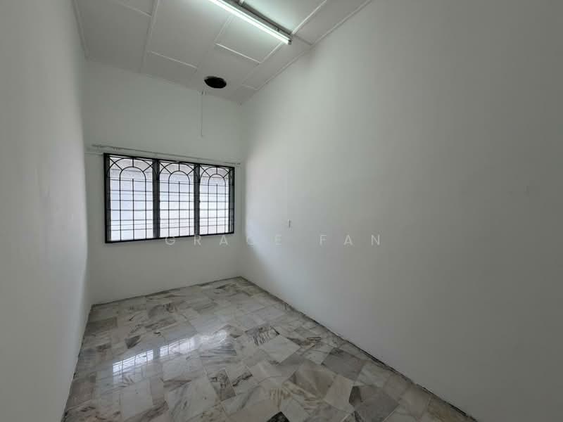1-storey Terraced House for Rent in Taman Seri Suria (Kluang) - Grace Fan - PropertyGuru.com.my