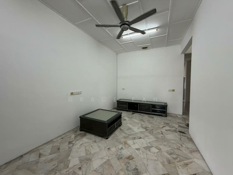 1-storey Terraced House for Rent in Taman Seri Suria (Kluang) - Grace Fan - PropertyGuru.com.my