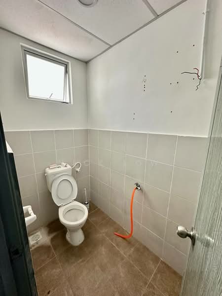 Office for Rent in Taman Pulai Mutiara (Iskandar Puteri (Nusajaya)) - Nick Low - Bathroom - PropertyGuru.com.my