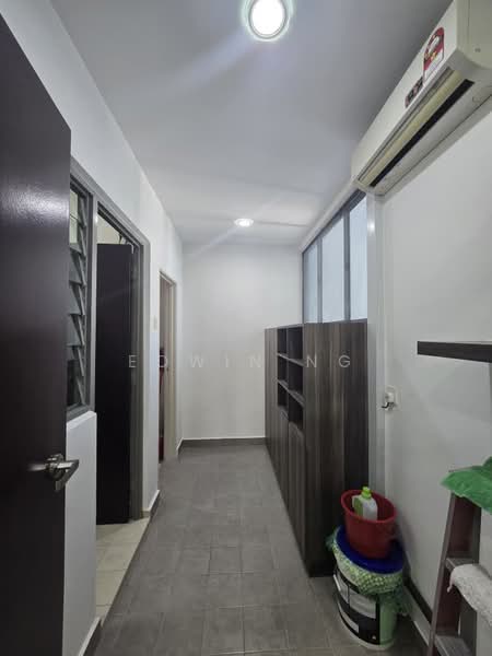 Kondominium untuk Dijual di All Seasons Park - Edwin Ng - Corridor - PropertyGuru.com.my