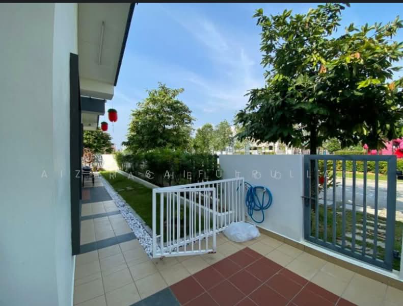 Semi-Detached House for Sale in Setia Utama (Setia Alam) - Aizat Saifulrullah - Exterior - PropertyGuru.com.my