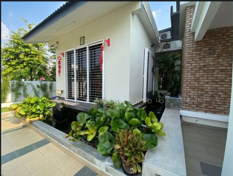 Semi-Detached House for Sale in Setia Utama (Setia Alam) - Aizat Saifulrullah - Exterior - PropertyGuru.com.my