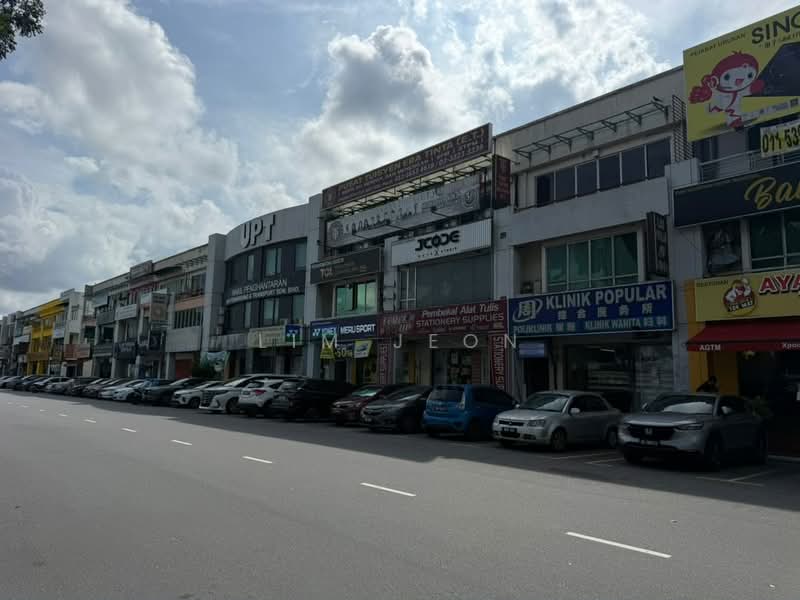 Shop for Sale in Bandar Bukit Tinggi (Klang) - Lim Jeon - Exterior - PropertyGuru.com.my