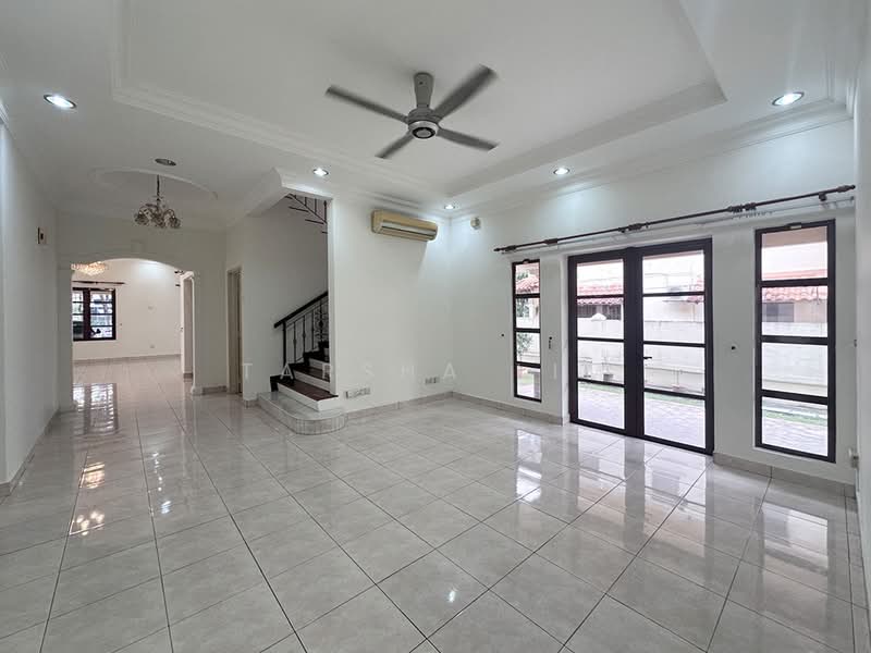 Rumah Banglo untuk Dijual di Mutiara Damansara (Selangor) - Tarsha Lim - Living Room - PropertyGuru.com.my