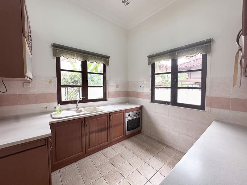 Rumah Banglo untuk Dijual di Mutiara Damansara (Selangor) - Tarsha Lim - Kitchen - PropertyGuru.com.my