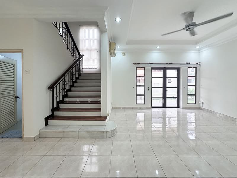Rumah Banglo untuk Dijual di Mutiara Damansara (Selangor) - Tarsha Lim - Living Room - PropertyGuru.com.my
