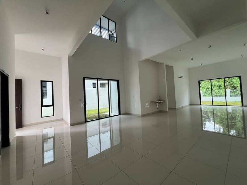 Semi-Detached House for Sale in Bandar Kinrara Seksyen 8 (Bandar Kinrara) - Kent Lai - Living Room - PropertyGuru.com.my