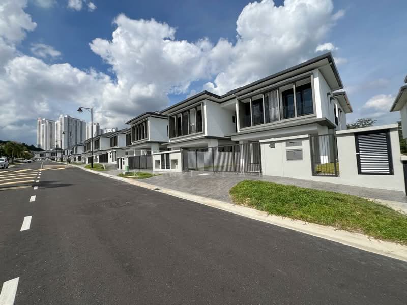 Semi-Detached House for Sale in Bandar Kinrara Seksyen 8 (Bandar Kinrara) - Kent Lai - Exterior - PropertyGuru.com.my