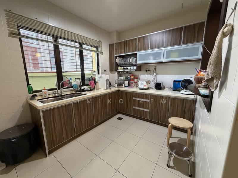 3-storey Terraced House for Sale in Taman Bukit Prima (Cheras) - Yumiko Kew - Kitchen - PropertyGuru.com.my