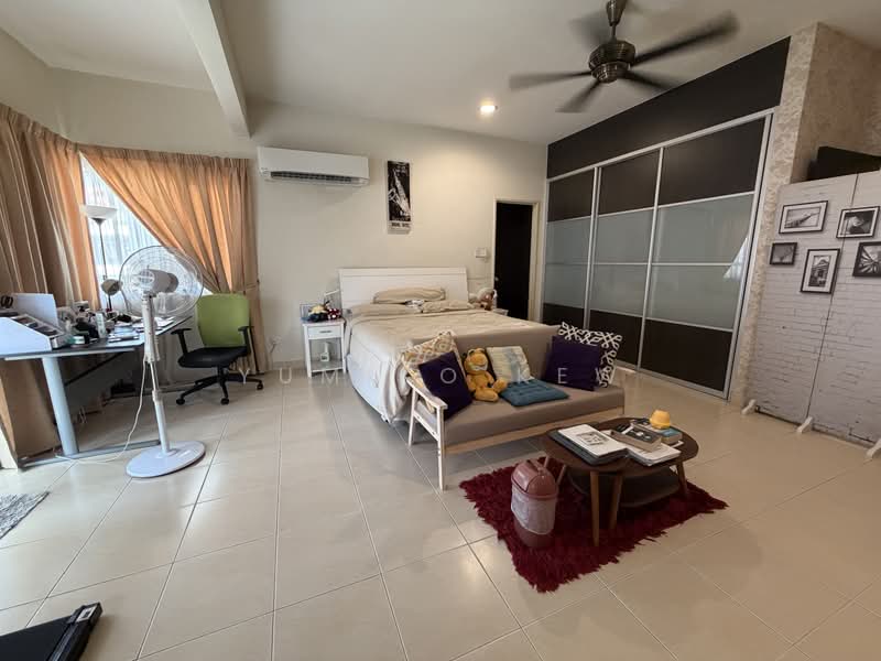 3-storey Terraced House for Sale in Taman Bukit Prima (Cheras) - Yumiko Kew - Bedroom - PropertyGuru.com.my