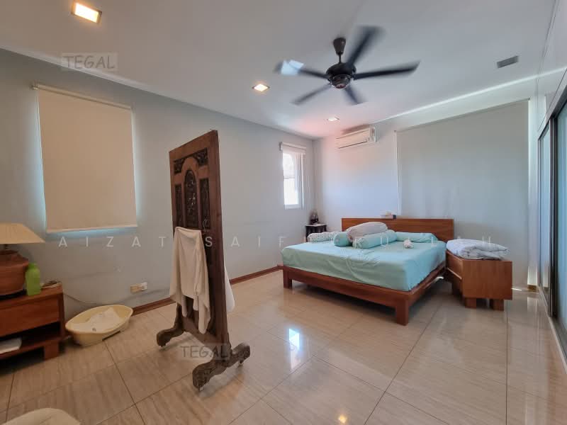 Semi-Detached House for Sale in Setia Damai (Setia Alam) - Aizat Saifulrullah - Bedroom - PropertyGuru.com.my