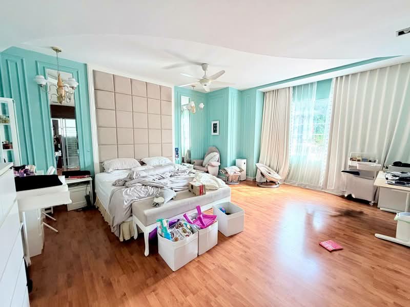 Bungalow for Sale in Bandar Putra Permai (Seri Kembangan) - Ali Idris - Bedroom - PropertyGuru.com.my