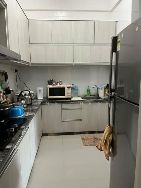 Condominium for Sale at Boulevard Condominium (BLVD) - Tony Cheah - Kitchen - PropertyGuru.com.my