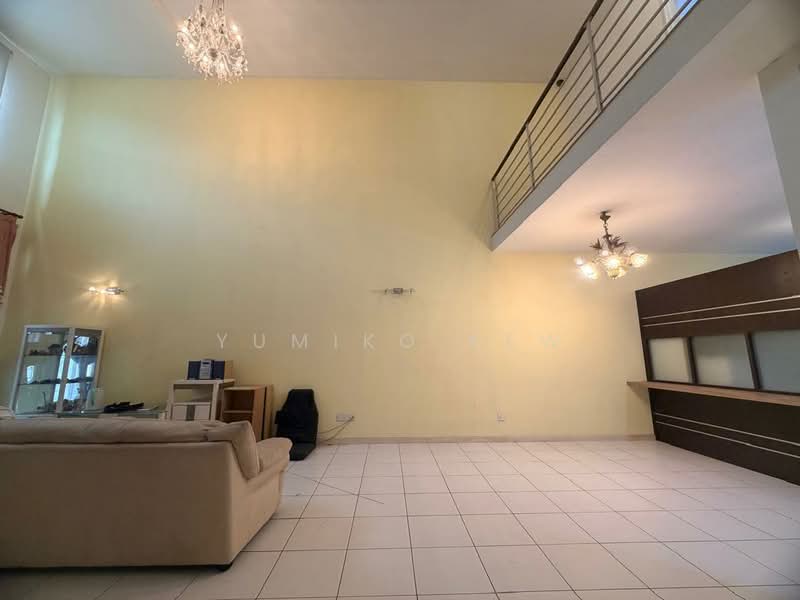 3-storey Terraced House for Sale in Lake Fields (Sungai Besi) - Yumiko Kew - Living Room - PropertyGuru.com.my