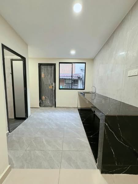 Rumah Teres 2 Tingkat untuk Dijual di Taman Megah Ria (Masai) - Calvin Lee - PropertyGuru.com.my