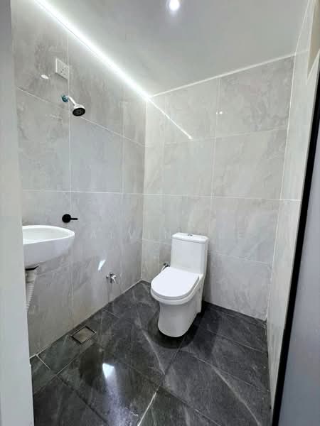 Rumah Teres 2 Tingkat untuk Dijual di Taman Megah Ria (Masai) - Calvin Lee - PropertyGuru.com.my