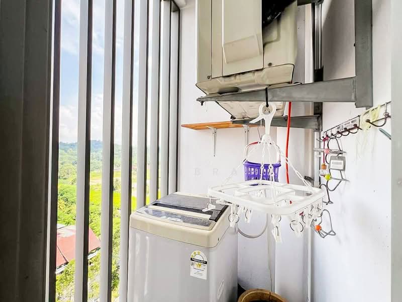 Servis Apartment untuk Dijual di Bangi Gateway - Azli Ibrahim - Balcony - PropertyGuru.com.my