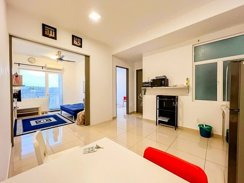 Servis Apartment untuk Dijual di Bangi Gateway - Azli Ibrahim - Living Room - PropertyGuru.com.my
