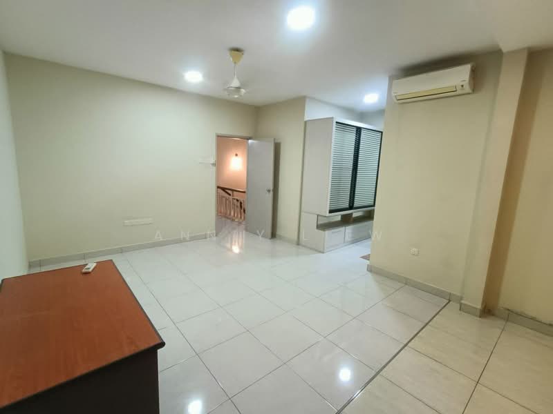 2-storey Terraced House for Rent in Johor Bahru (Johor) - Annly Liew - Living Room - PropertyGuru.com.my