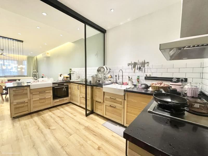 Terraced House for Sale in Shah Alam (Selangor) - Alif Saad - Kitchen - PropertyGuru.com.my
