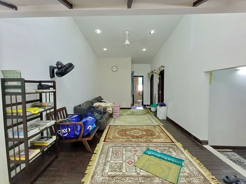 1.5-storey Terraced House for Sale in Taman Tun Dr Ismail (Kuala Lumpur) - Nadia Shukri - Living Room - PropertyGuru.com.my