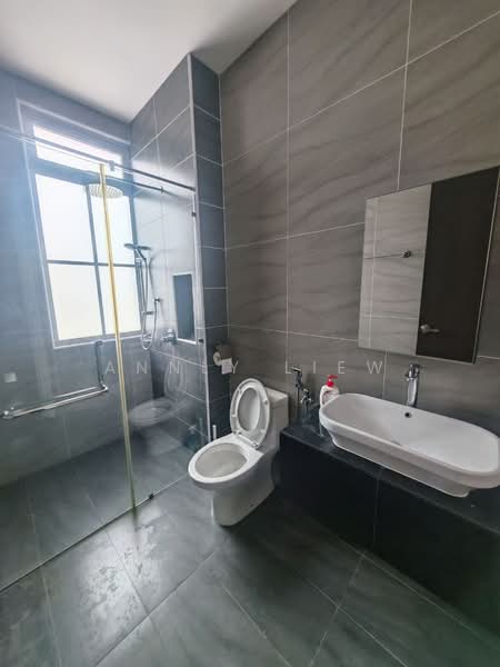 Rumah Kluster untuk Disewa di Taman Ekoflora (Johor Bahru) - Annly Liew - Bathroom - PropertyGuru.com.my